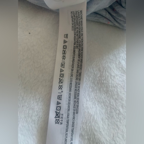 Disney Alice in Wonderland Sky Blue T-shirt S - Picture 8 of 8